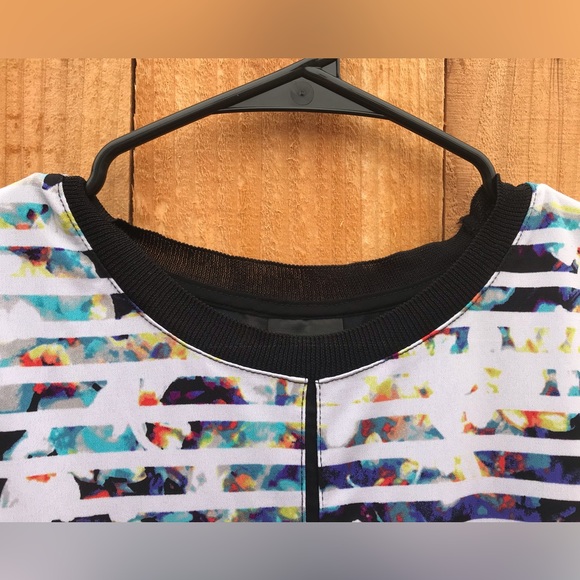 Worthington Black And White Multicolored Sleeveless Blouse Size Medium - Picture 3 of 9